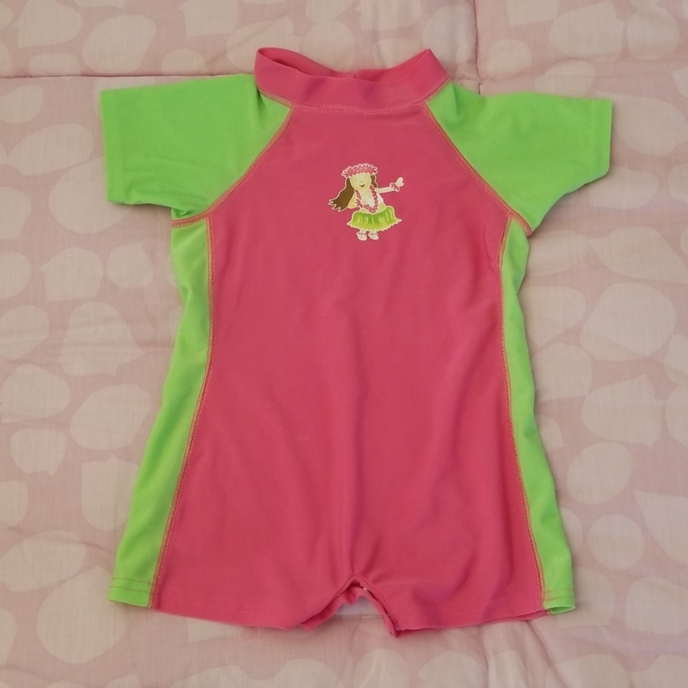 i play Pink & Green Baby Girl Rashguard - 6 months